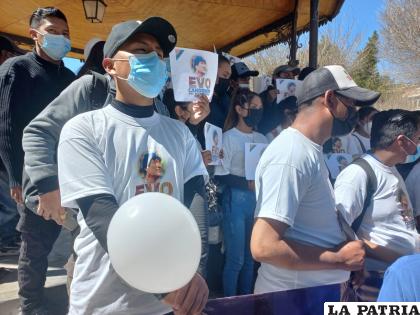 Juventudes del MAS en Oruro esperan la visita del expresidente /LA PATRIA