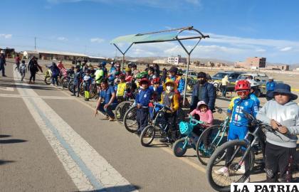 La prueba tuvo éxito por la cantidad de niños según los organizadores /LA PATRIA