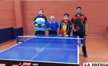 Parte de los ganadores de la quinta Liga Departamental de Tenis de Mesa /LA PATRIA
