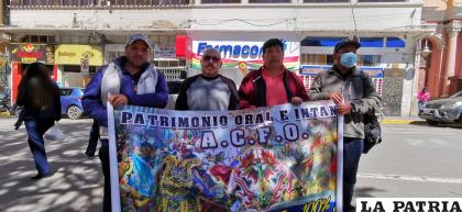 Representantes de la cinco Diabladas del Carnaval de Oruro / LA PATRIA