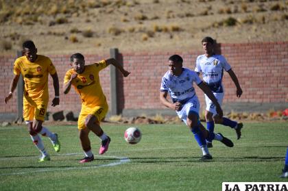Fue un partido lleno de emociones y con victoria de CDT Real Oruro /LA PATRIA
