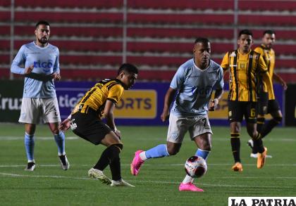 Serginho jugador de Aurora supera la marca de Ronald Bustos 
/APG