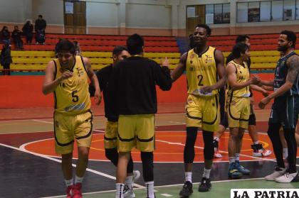 Carl A-Z en pos de la primera victoria en la lucha por el tercer puesto /LA PATRIA
