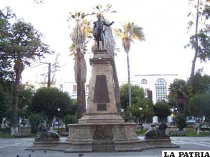 La plaza principal 25 de Mayo en Sucre /Internet