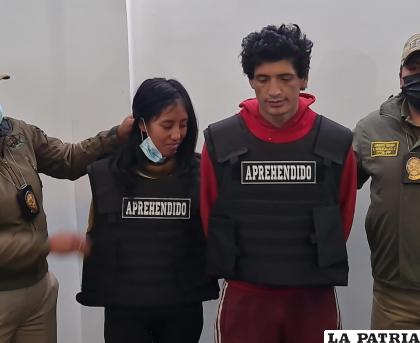 Ambos delincuentes fueron captados por una cámara de seguridad /LA PATRIA