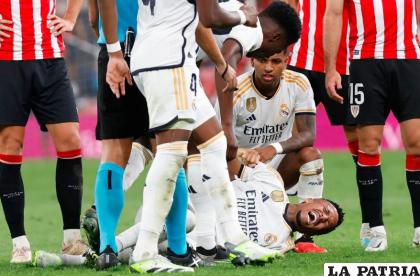 Militao, tercer jugador del Real Madrid que se lesiona de gravedad en estos días /infobae.com