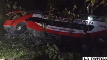 Al menos 20 personas fallecieron tras el accidente de la flota de la empresa Veloz del Chaco /APG