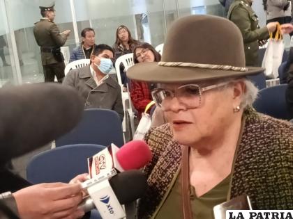 Senadora Silvia Salame /LA PATRIA