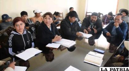 Se llegaron a importantes acuerdos en reunión entre concejales y la unidad educativa /CMO