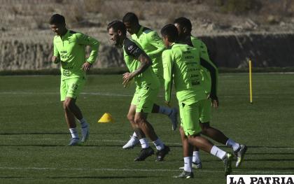 Entrenamiento del seleccionado boliviano, este sábado viajan a Cochabamba /APG
