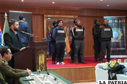 La banda criminal portaba uniformes oficiales de la Policía /Ministerio de Gobierno