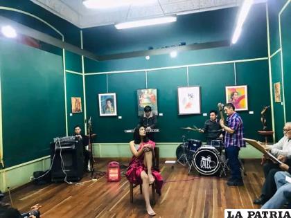 Una Tarde Bohemia reunió a artistas de diferentes campos /Verónica Guzmán