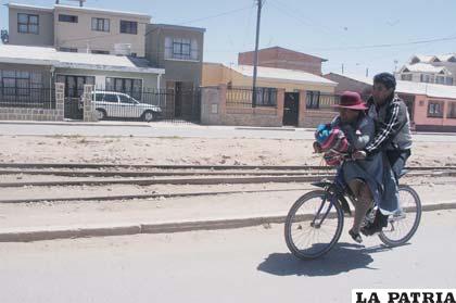 La gente se dio modos para trasladarse de un lugar a otro