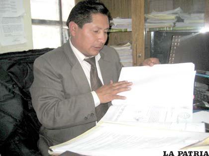 El fiscal, Jacinto Aguilar investiga tres casos del ex alcalde Bazán