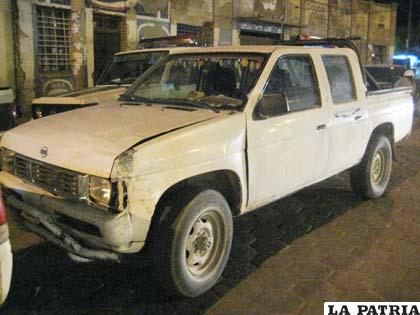 Una de las camionetas reportadas como robadas en Chile