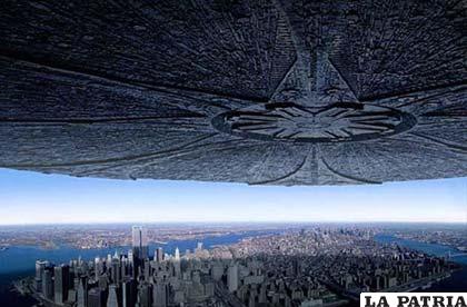 Nave extraterrestre sobre Nueva York, de la película El Día de la Independencia