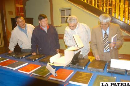 Tesis de grado e investigaciones se exponen en Museo Patiño