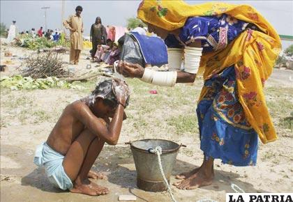 Lluvias causan en Pakistán 248 muertos y casi seis millones de afectados