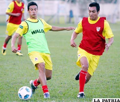 Christian Vargas en el entrenamiento de la selección nacional