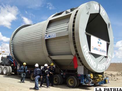 Comenzará el complejo proceso de instalar el horno Ausmelt