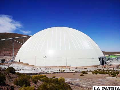 Un inmenso domo construido para mitigar los efectos de la contaminación en la minera San Cristóbal