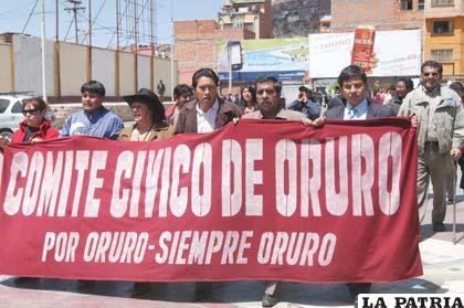 Dirigentes cívicos marcharon pidiendo el respeto a los Derechos Humanos