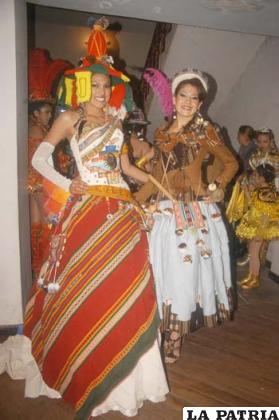 Odalis Ticonipa y María Cristina Iriarte, representantes de la belleza orureña lucieron originales trajes típicos