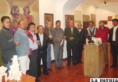 Artistas orureños que expondrán sus obras en la “Casona Santiváñez” de Cochabamba