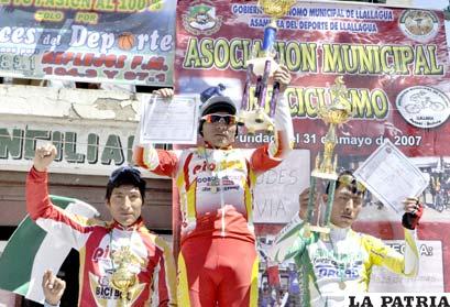 Gilver Zurita, Juan Cotumba y Basilio Ramos lo mejor del ciclismo nacional 