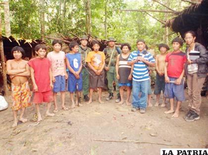 Indígenas del pueblo Yanomami pide investigar la muerte de sus familiares /horonami.blogspot.com