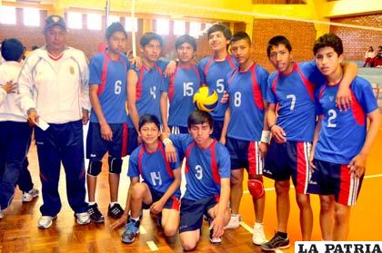 La Salle marcha bien en el voleibol masculino
