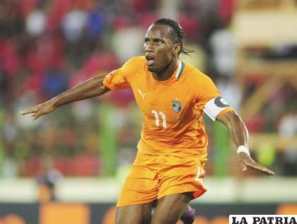 Didier Drogba goleador de la selección de Costa de Marfil (foto: elsiglodetorreon.com)