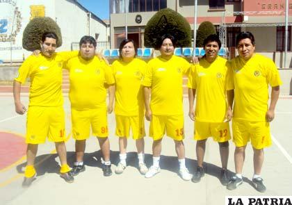 Los integrantes del equipo de Fórum Deportivo 
