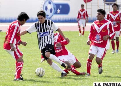 Una acción de la victoria de Oruro Royal 