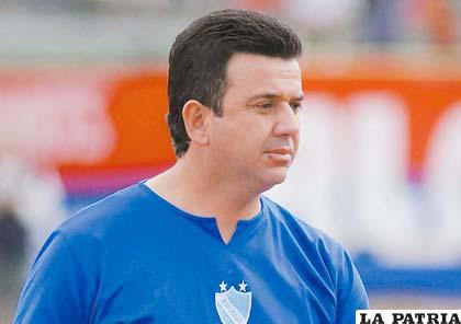 El director técnico de Aurora ya tiene listo el equipo que enfrentará a Deportivo Quito. (LA RAZON.COM)