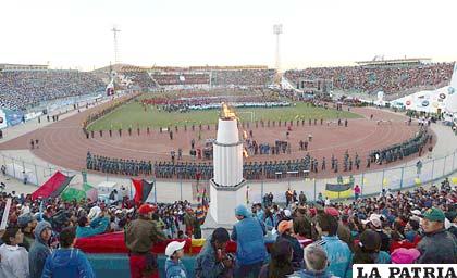 Vista panorámica del estadio “Bermúdez” durante la inauguración