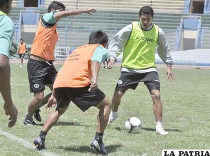 Durante el entrenamiento de San José