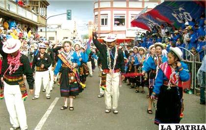 Participación del Centro Cultural en el Carnaval 2013