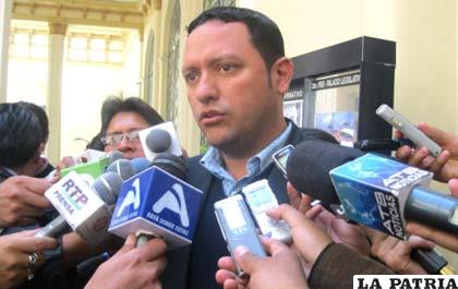 Luis Felipe Dorado, diputado de Convergencia Nacional