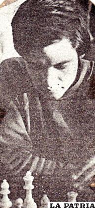 Juan Adolfo Flores
