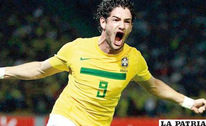 Alexandre Pato volverá a vestir la casaca de su selección