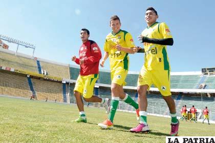 El combinado nacional, listo para jugar ente los paraguayos