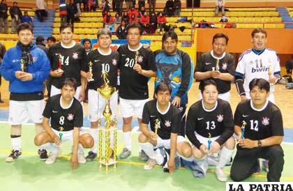 Integrantes del equipo de Obras Públicas de la Gobernación