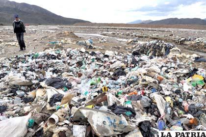 Huanuni es uno de los principales focos de contaminación de la cuenca del lago Poopó