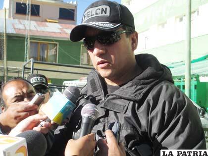El director de la Felcn-Oruro, Tcnl. Javier Mendoza