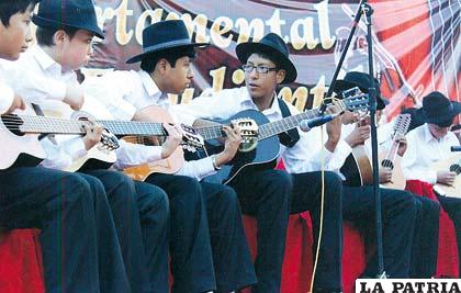 Estudiantina del Colegio Alemán