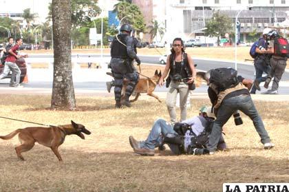 Periodistas y fotógrafos sufrieron agresiones en Brasil