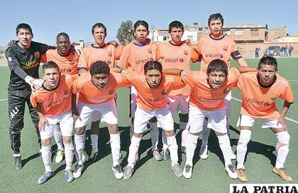 Frontanilla continúa como líder del campeonato