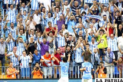 El Hamdaoui, del Málaga, celebra el tercer gol de su equipo