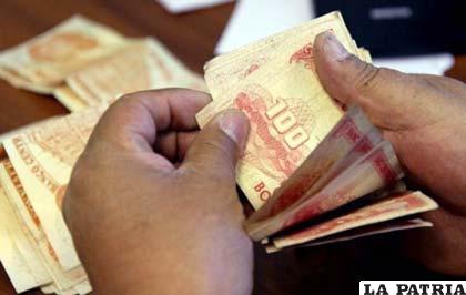 Desarticulan banda de falsificadores de billetes en El Alto